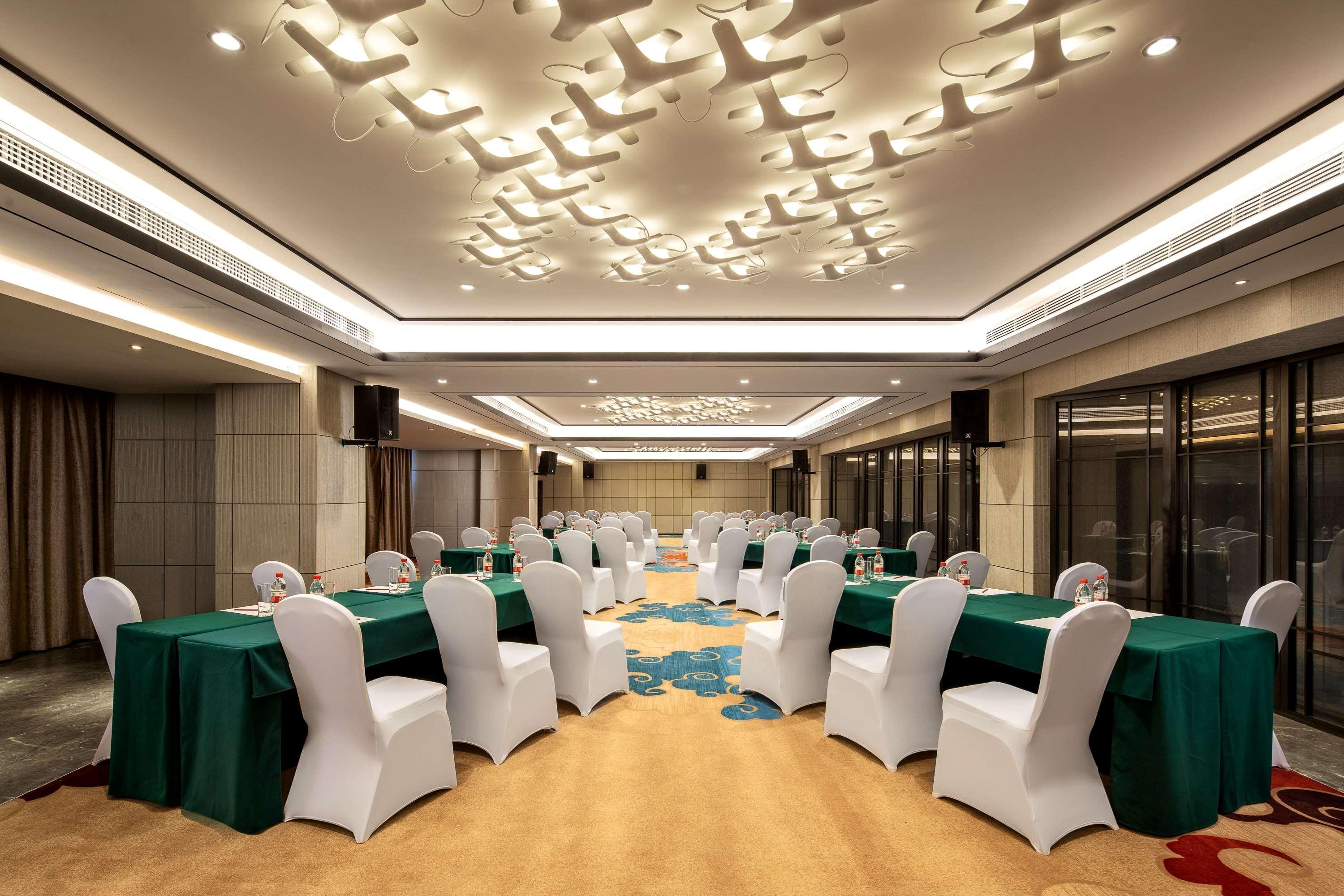 Ramada Wyndham Zhengzhou Xinzheng Hotel Xinzheng  Buitenkant foto