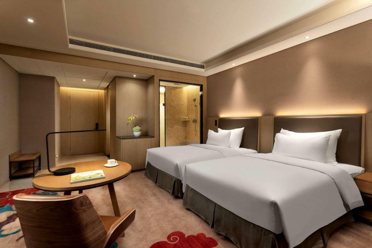 Ramada Wyndham Zhengzhou Xinzheng Hotel Xinzheng  Buitenkant foto